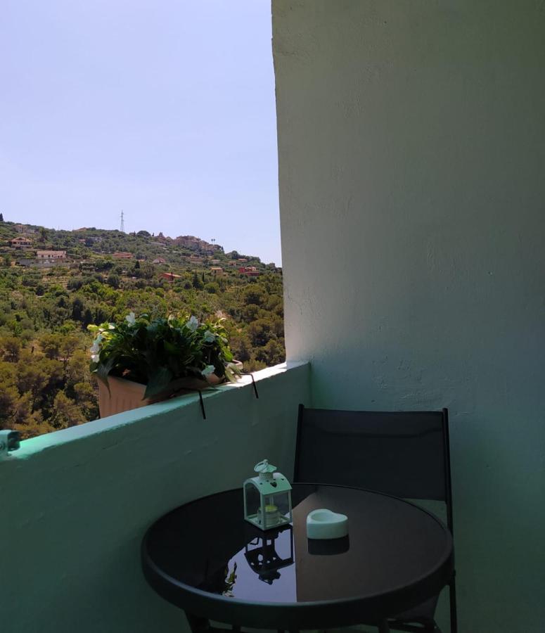 Appartement Ca' Isabella à Vallebona Extérieur photo